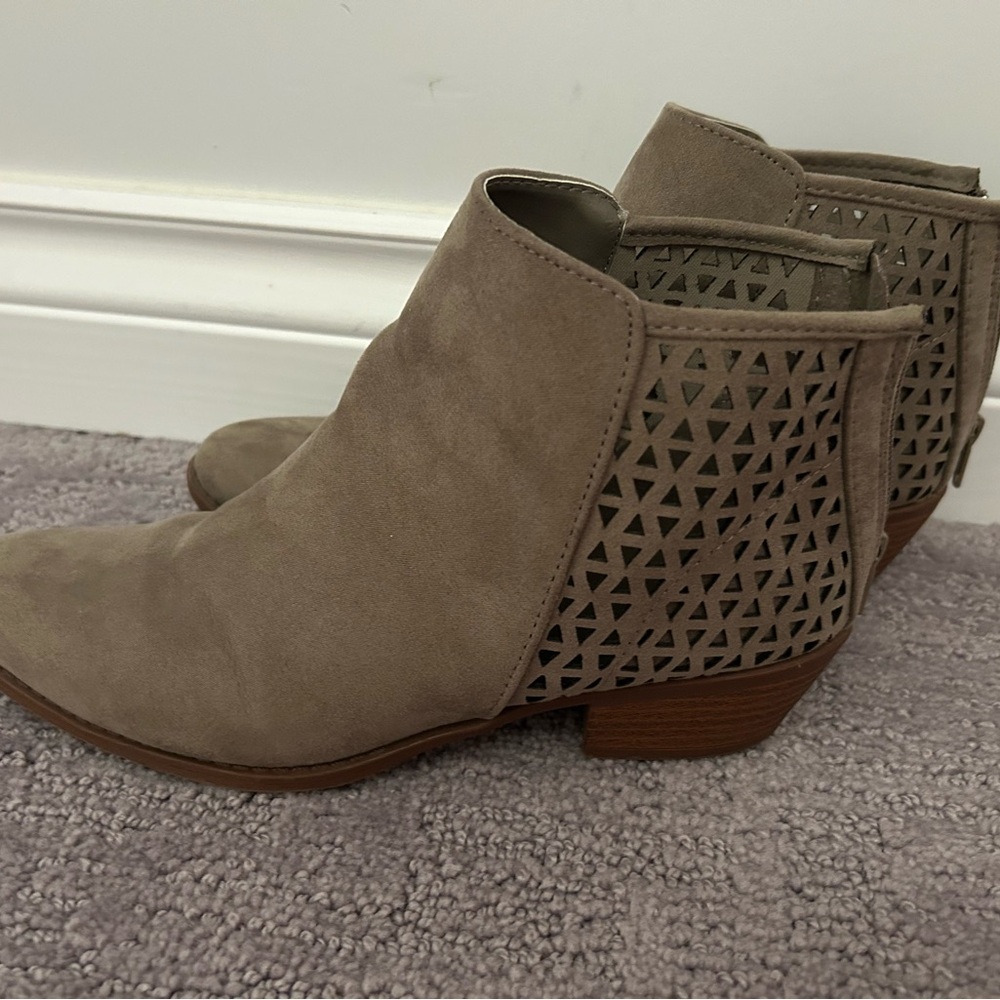Taupe Women’s Suede Cutout Ankle Boots
